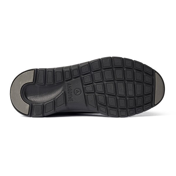 No. 16 Sport Sprinter in Black